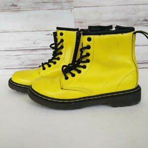 Dr. Marten's Yellow Bird